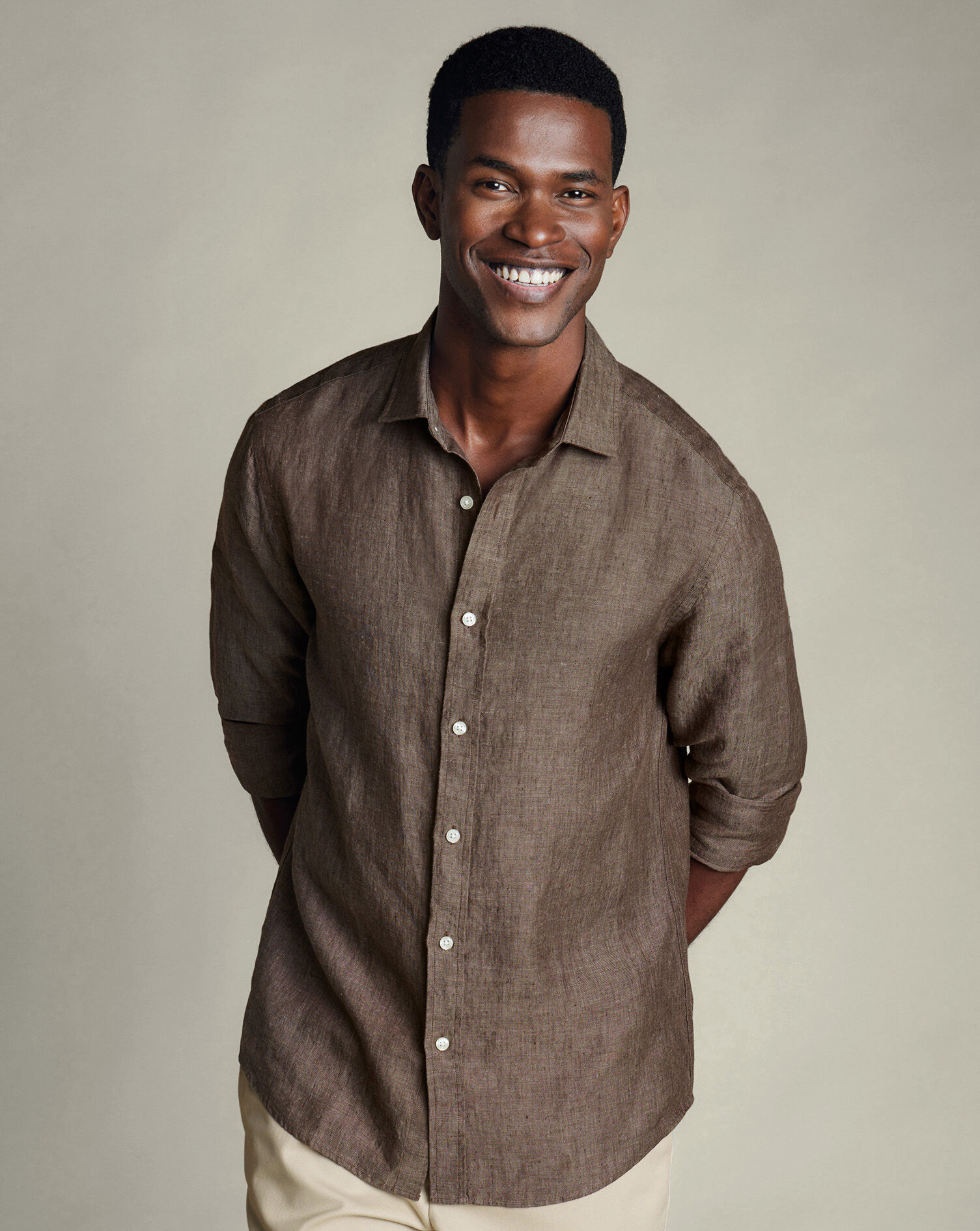 CSH0015MCA_MODEL_UNTUCKED