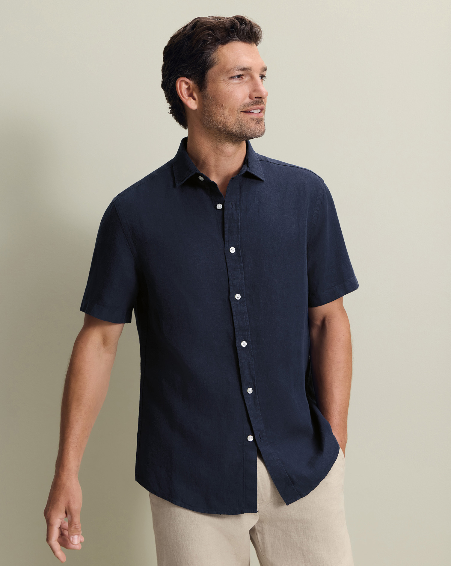 CSH0018NAV_MODEL_FRONT_01