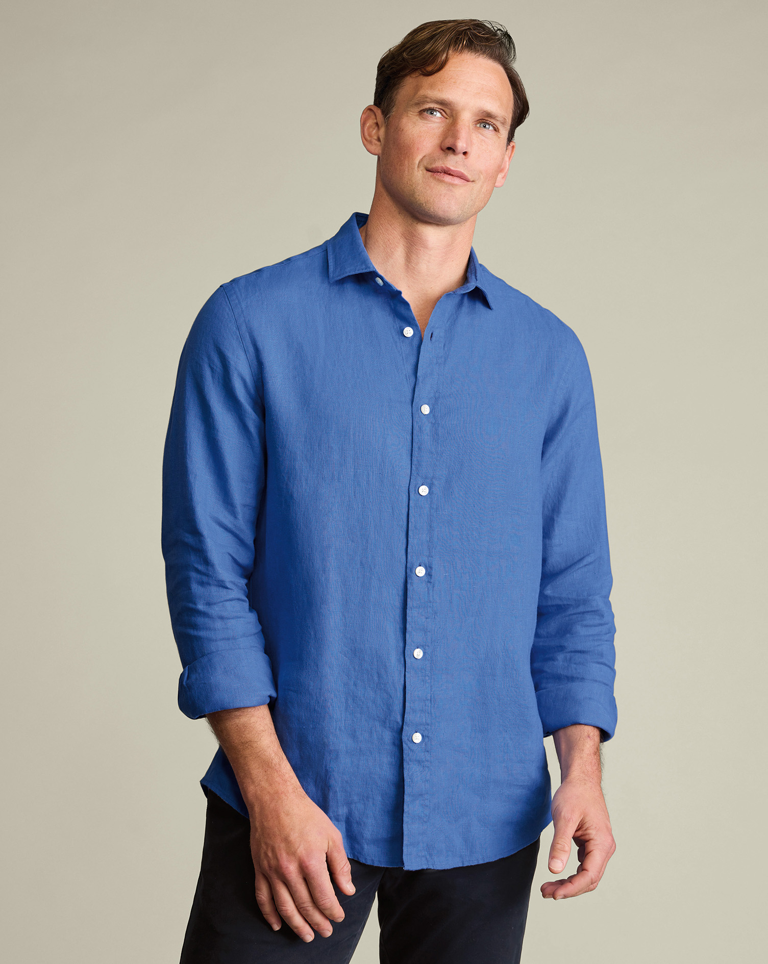 CSH0022CFW_MODEL_UNTUCKED_01