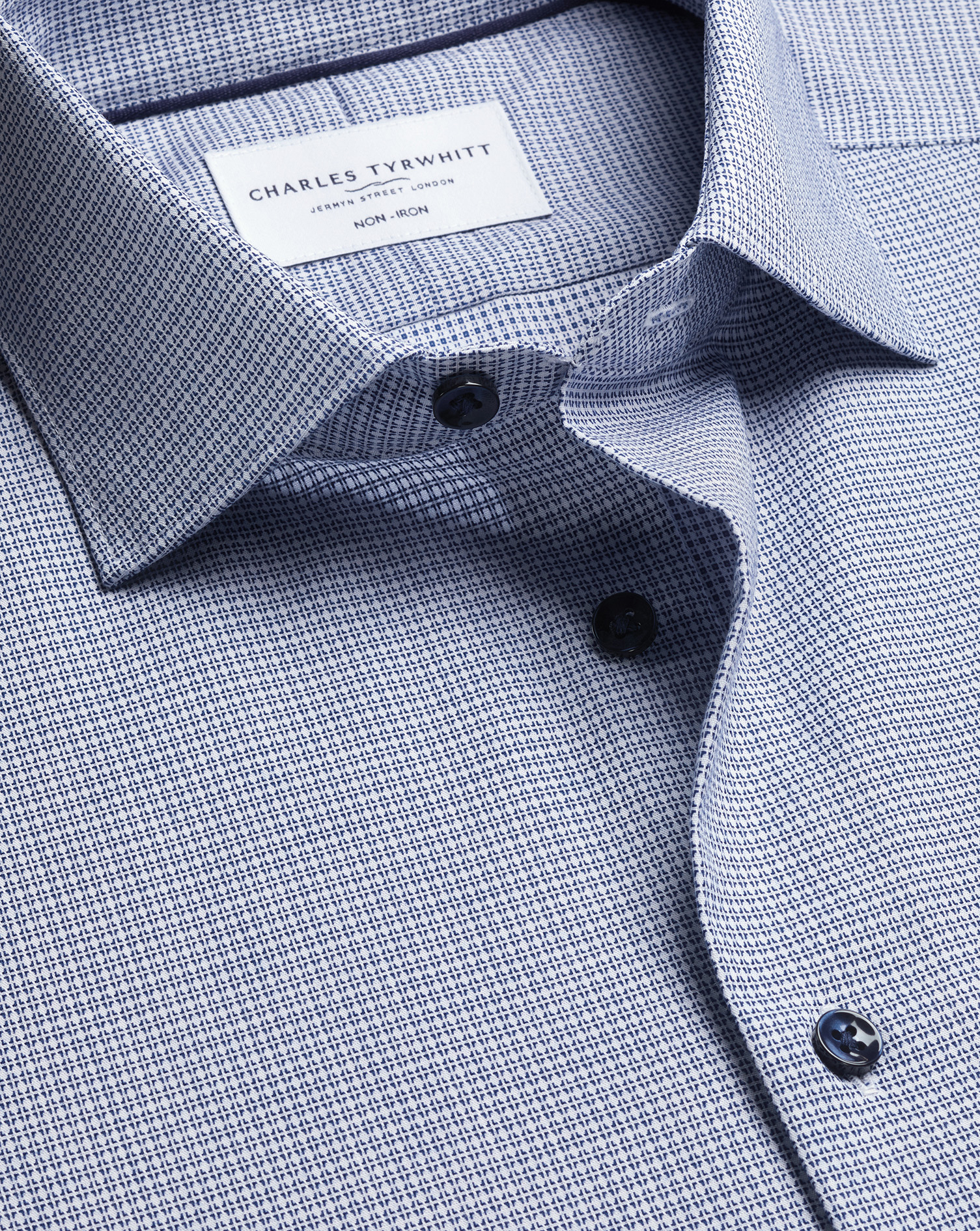 SCS0081IDG_COLLAR_DETAIL_01