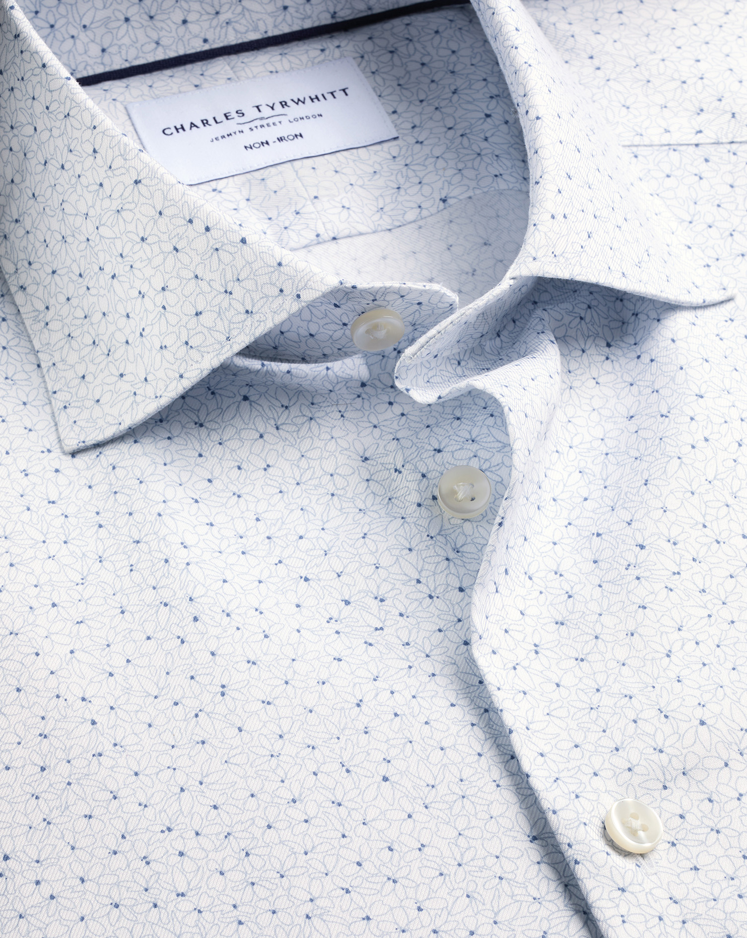 SCS0160WHT_COLLAR_DETAIL_01