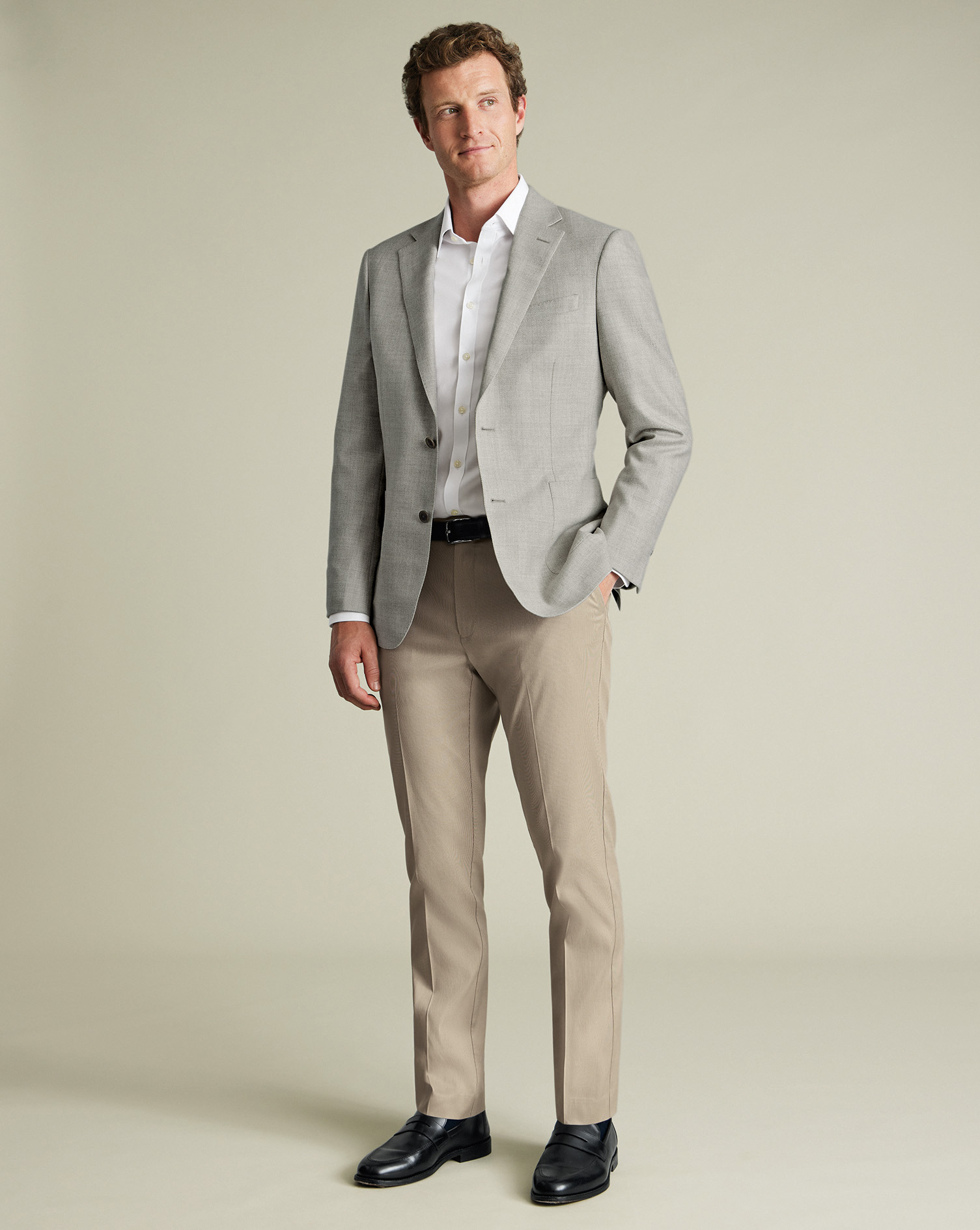 TRT0443LST_MODEL_OUTFIT